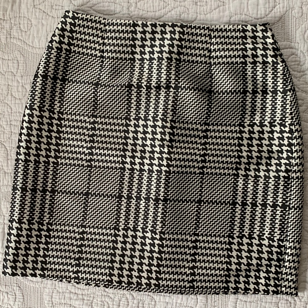 White House Black Market Mini Skirt